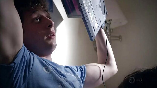 O médico e o paciente fodem uma enfermeira videos de sexo com as brasileirinhas por dois.
