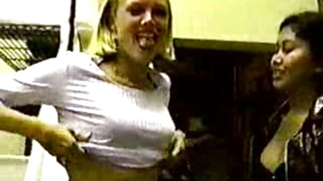 ebony British submissive throat fucked By male vídeo de pornô as brasileirinhas domination