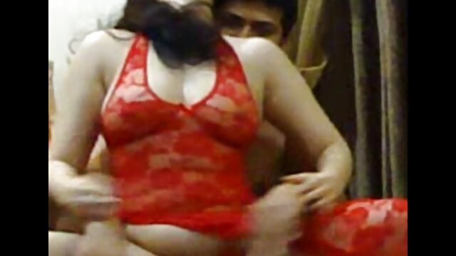 as lésbicas de cabelo escuro e quente arrastam as suas as brasileirinhas porno gratis vulvas rosa molhadas.